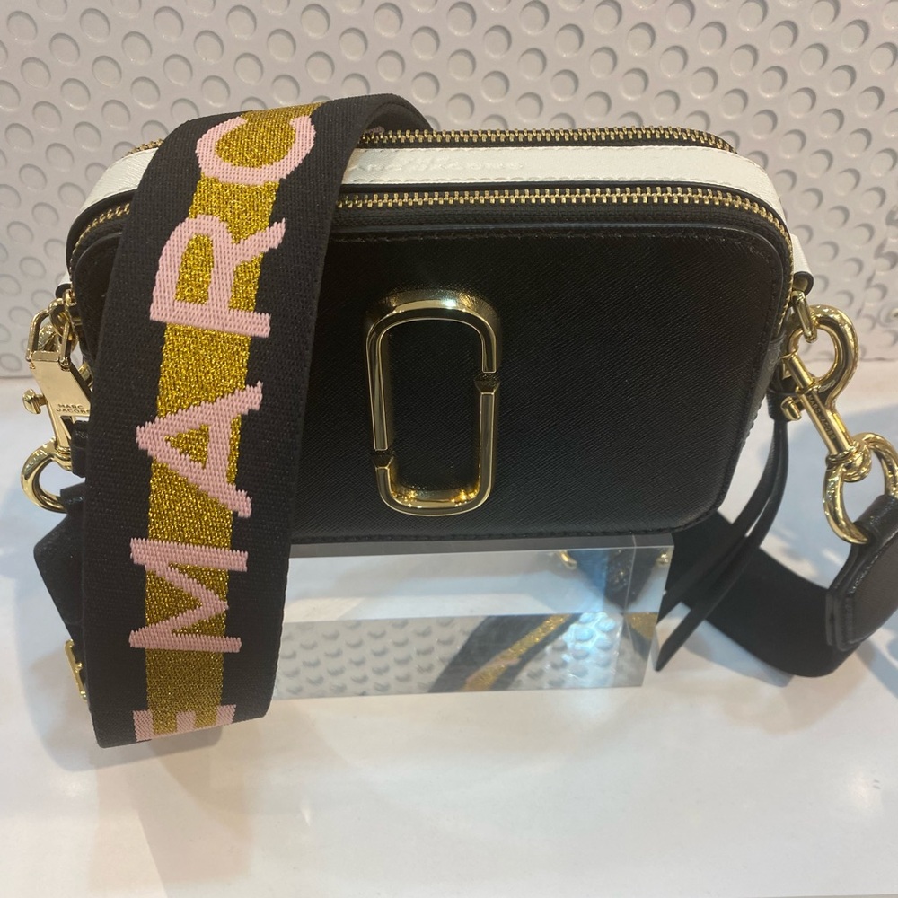 Marc Jacobs Snapshot STILL PACKAGED WITH TAGS
